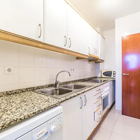 Apartment 3 Bedroom Pet Friendly In Miami Platja *