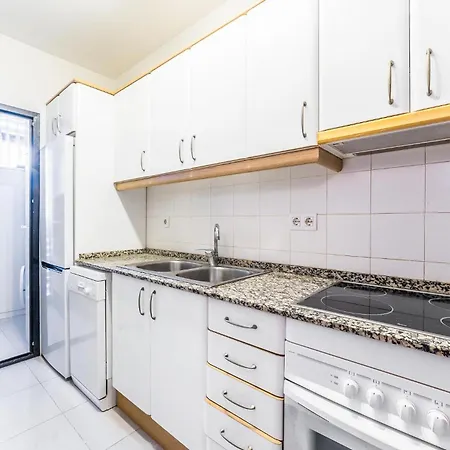 3 Bedroom Pet Friendly In Miami Platja Miami Playa