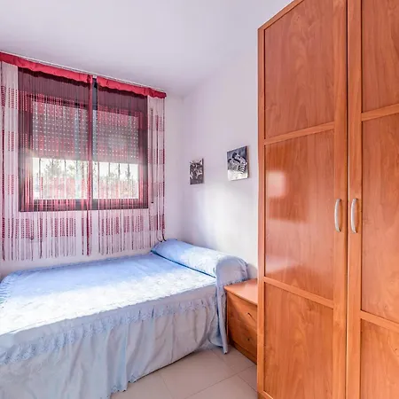 3 Bedroom Pet Friendly In Miami Platja Miami Playa